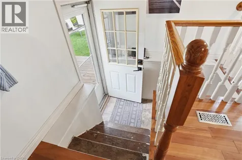 272 Adeline Avenue Hamilton ON L8H 5V3