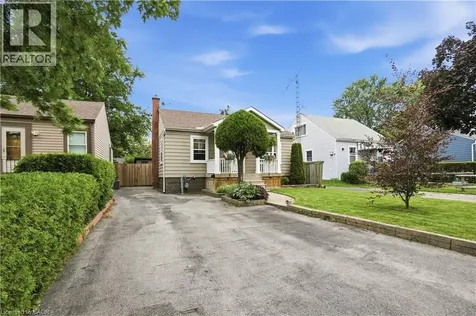 272 Adeline Avenue Hamilton ON L8H 5V3