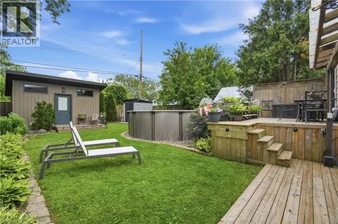 272 Adeline Avenue Hamilton ON L8H 5V3