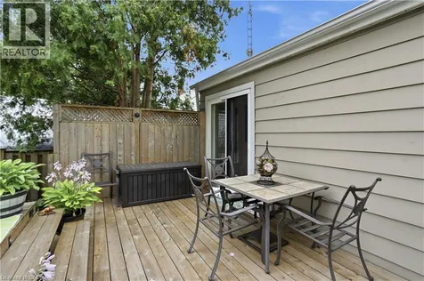 272 Adeline Avenue Hamilton ON L8H 5V3