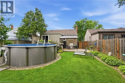 272 Adeline Avenue Hamilton ON L8H 5V3