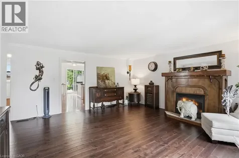 272 Adeline Avenue Hamilton ON L8H 5V3