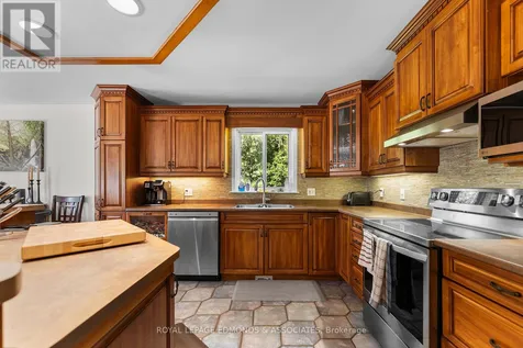 36 Fern Road Laurentian Valley ON K8A 6W2