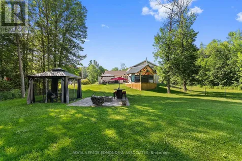 36 Fern Road Laurentian Valley ON K8A 6W2