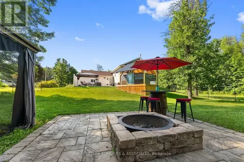 36 Fern Road Laurentian Valley ON K8A 6W2