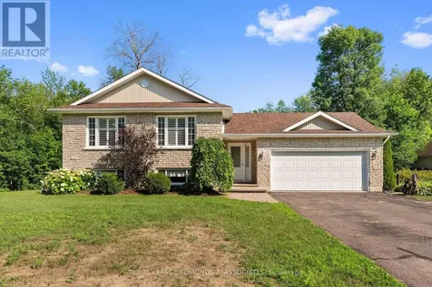 36 Fern Road Laurentian Valley ON K8A 6W2