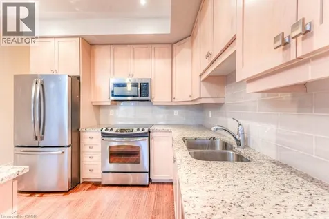 73 Robert Peel Road Kitchener ON N2H 0B6
