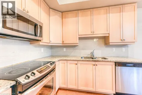 73 Robert Peel Road Kitchener ON N2H 0B6