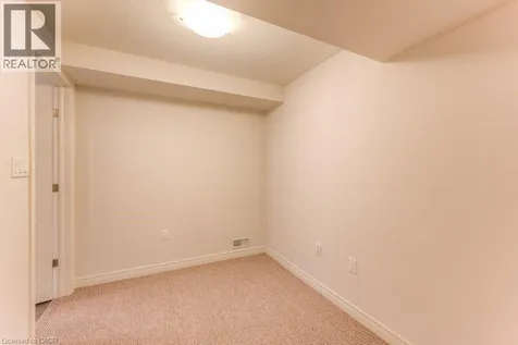 73 Robert Peel Road Kitchener ON N2H 0B6