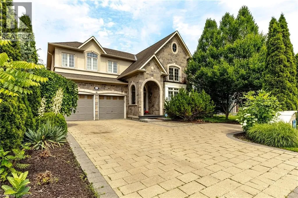 215 Burloak Drive Oakville ON L6L 6T6