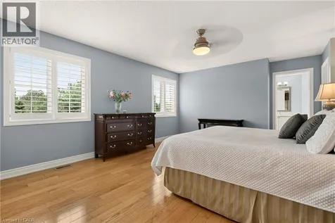215 Burloak Drive Oakville ON L6L 6T6