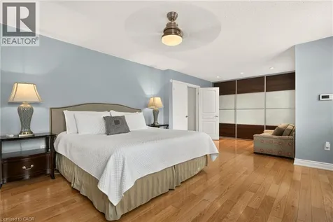 215 Burloak Drive Oakville ON L6L 6T6