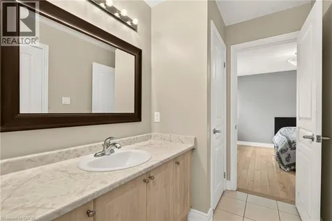 215 Burloak Drive Oakville ON L6L 6T6