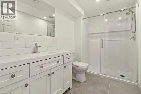 215 Burloak Drive Oakville ON L6L 6T6