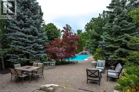 215 Burloak Drive Oakville ON L6L 6T6