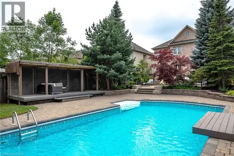 215 Burloak Drive Oakville ON L6L 6T6