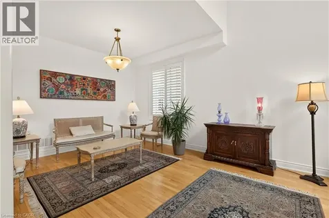 215 Burloak Drive Oakville ON L6L 6T6