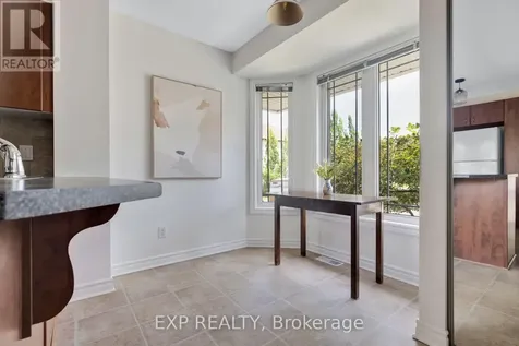 132 Paseo Private Ottawa ON K2G 4N7