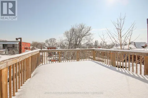 736 Cooper Street East Ottawa ON K1R 5J6