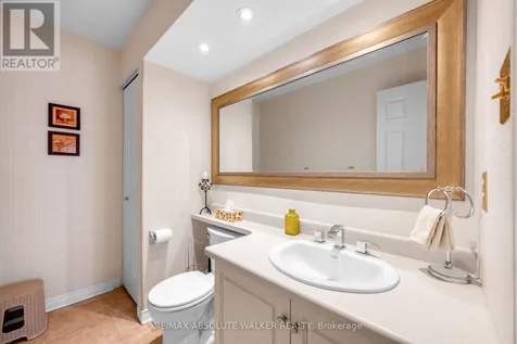 30 Elderwood Trail Ottawa ON K2S 1C9