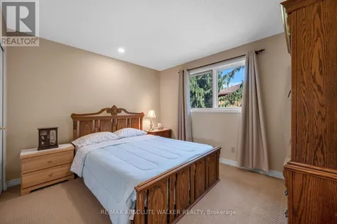 30 Elderwood Trail Ottawa ON K2S 1C9