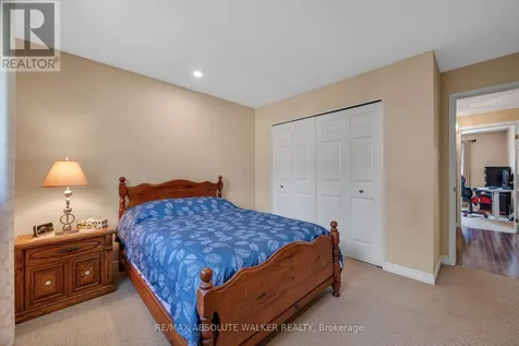 30 Elderwood Trail Ottawa ON K2S 1C9