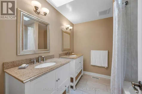 30 Elderwood Trail Ottawa ON K2S 1C9