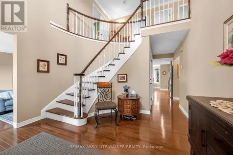 30 Elderwood Trail Ottawa ON K2S 1C9