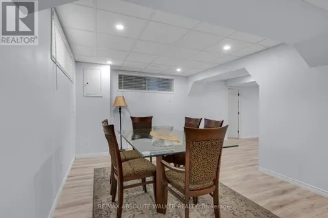 30 Elderwood Trail Ottawa ON K2S 1C9