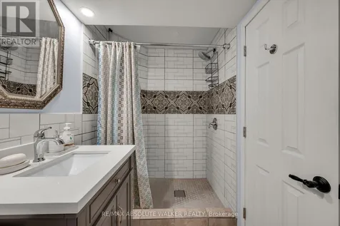 30 Elderwood Trail Ottawa ON K2S 1C9