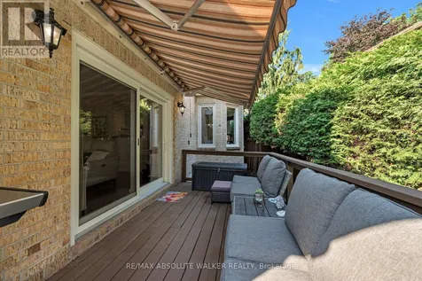 30 Elderwood Trail Ottawa ON K2S 1C9