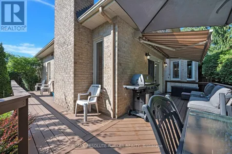 30 Elderwood Trail Ottawa ON K2S 1C9