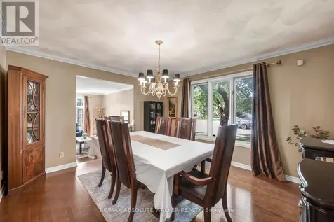 30 Elderwood Trail Ottawa ON K2S 1C9