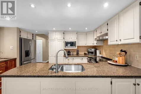 30 Elderwood Trail Ottawa ON K2S 1C9