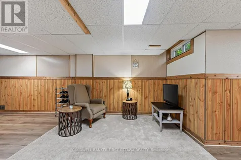 1528 Brookmill Lane Ottawa ON K1B 5G4