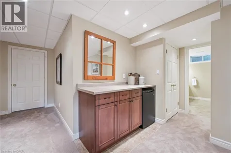 18 Dunnington Court Kitchener ON N2A 3M5