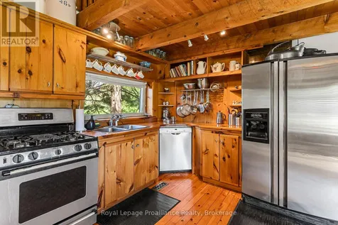 452 Lasswade Road North Kawartha ON K0L 1A0
