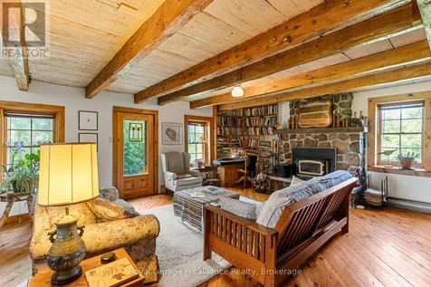 452 Lasswade Road North Kawartha ON K0L 1A0