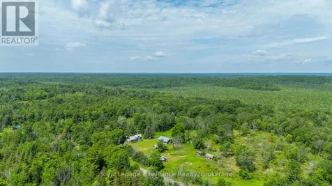452 Lasswade Road North Kawartha ON K0L 1A0