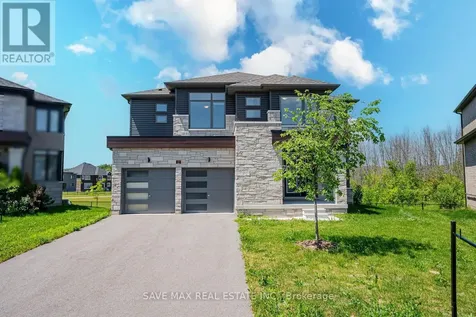 13 Del Ray Crescent Wasaga Beach ON L9Z 0N7
