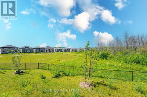 13 Del Ray Crescent Wasaga Beach ON L9Z 0N7