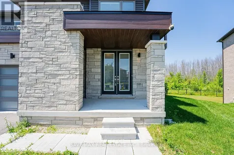 13 Del Ray Crescent Wasaga Beach ON L9Z 0N7
