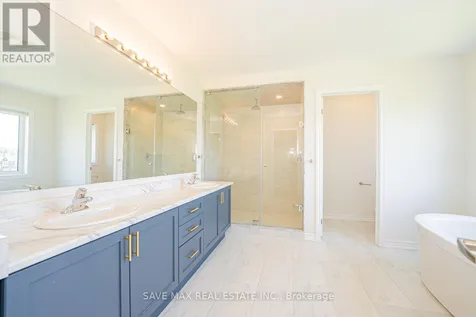 13 Del Ray Crescent Wasaga Beach ON L9Z 0N7