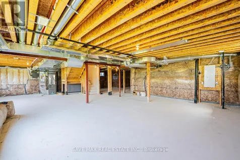 13 Del Ray Crescent Wasaga Beach ON L9Z 0N7