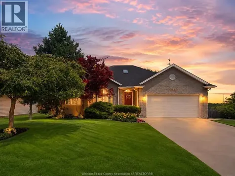 66 Townsview Court Essex ON N8M 3E3
