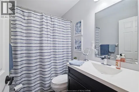 66 Townsview Court Essex ON N8M 3E3