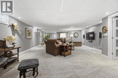 66 Townsview Court Essex ON N8M 3E3