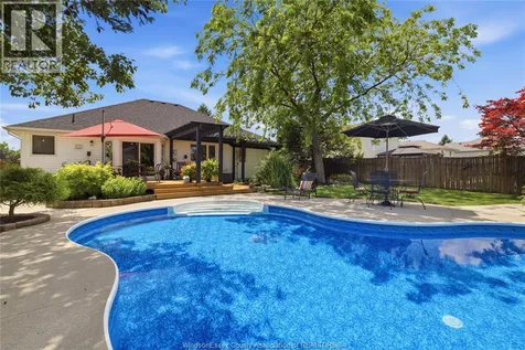 66 Townsview Court Essex ON N8M 3E3