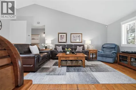 66 Townsview Court Essex ON N8M 3E3