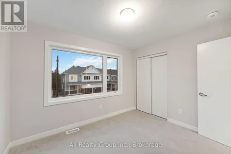 242 Falsetto Street Ottawa ON K1W 0S2